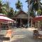 Castaway Beach Bungalows