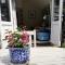 FOX'S DEN Dog friendly, self-contained guest suite - 利明顿