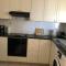 Kings Palace - Stylish 2 bed apartment with sea views