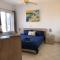 Kings Palace - Stylish 2 bed apartment with sea views