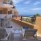 Kings Palace - Stylish 2 bed apartment with sea views