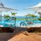Parc Exclusif, Airlie Beach - 360 island views from a mountain top