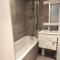 10mm a pied des plages, appartement olympe climatisé