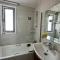 Queens Boutique Apartment 2BR