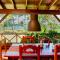 Villa Flamboyan