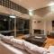 Studio Rio Unique space with garden and garage