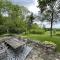 Bromley Farmhouse close to skiing and hikes