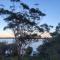 Camp in Style - Waterfront Guesthouse