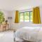 Stylish Cotswolds Retreat nestled between Bath and Castle Combe