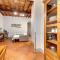 Zeno Apartment by Mamo Florence