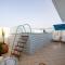 City Apartment with heated rooftop Pool - Chania