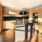 Moho Mountain Home