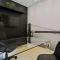 Studio prox shopping Curitiba Wifi, TV a Cabo e ar by UROOMS - كوريتيبا