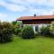 Monteursunterkunft Straßlach- Fitters accommodation with shared Kitchen & Garden