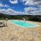 Chalés Vila Carrancas - Ao lado do centro com piscina, cozinha completa e muita tranquilidade