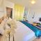 OCEAN WHISPER II-Back up power, 2 Adults & 1 Child, Umdloti - Umdloti