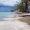 El Combate Oceanview Condo with Pool and Smart TV - Boqueron