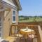 Golf Views, Porch Vibes, 3mi to Broadway! - 纳什维尔