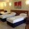 Cairns Queenslander Hotel & Apartments