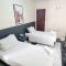 Cruz Hotel - ديفينوبوليس