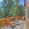 Bright Klamath Falls Cabin with Deck and Mtn Views! - 克拉马斯福尔斯