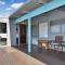 25 Scenic Drive