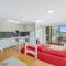4-66 Lamont st