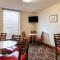 Econo Lodge Near Quantico Marine Base - دومفريس Econo Lodge Near Quantico Marine Base - دومفريس