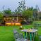 StayVista at Maple Farms with Pool, BBQ & Bonfire - Sohna