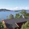 Lovely Home In Sandvoll With Wifi