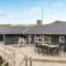 Stunning Home In Ringkøbing With Sauna