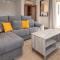 Beautiful Apartment In La Duquesa