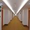 GreenTree Inn Tongxiang Chongfuzhen World Fur Center Branch - 高阳