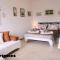 Sunshower apartment and studio