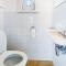 2 Bedroom Awesome Home In Bredene