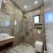 SUPREME Luxury HOTEL