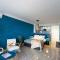 New Design Studio Apartment on the Beach - إِستيبونا