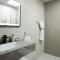 Exquisite 2-bedroom Apartment With Sea View - Dubaj