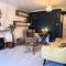 Jekyll's on Hyde - Spacious Town House - Central Winchester - Free Parking, Sleeps 5 - by XPlus Stays - Winchester