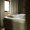 Scenic Nordic Retreat - Luxurious Apartment with Private Sauna and Panoramic Mountain Views - Stranda