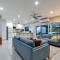 Expansive Home in Fannie Bay