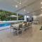 Expansive Home in Fannie Bay