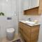 Seaside Escape - 1BR Hideaway