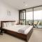 Stylish Phillip apartment with gym and pool - Phillip