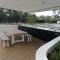 Stylish Phillip apartment with gym and pool - Hosted by CanStay