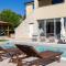 Amazing Home In Naselje Muzini