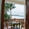 Sapphire Seas Beachfront Hotel