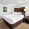 EverSpring Inn & Suites