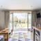Goldfinch Lodge