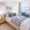 BRAND NEW! 1 Bed 1 Bath Apartment for Corporates & Families, FREE Parking & WiFi Netflix By REDWOOD STAYS